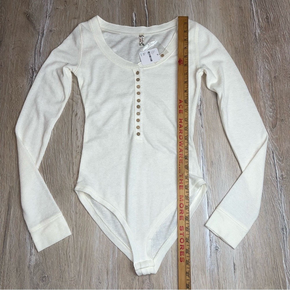 NEW Free People Dylan Thermal Bodysuit Top w/ Thumbhole Ivory Womens Size XS - Picture 6 of 11